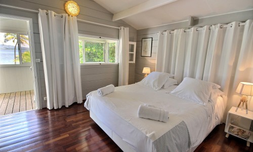 Trois-Îlets - Villa 4 ou 6 chambres en bord de mer avec piscine